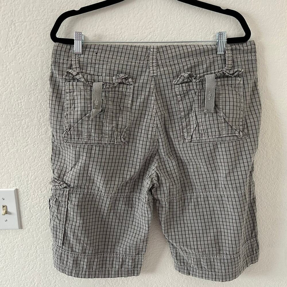 Guess Checkered Gray Cargo 100% Cotton 11.5" Inseam Shorts Men Size 34 - Picture 2 of 8